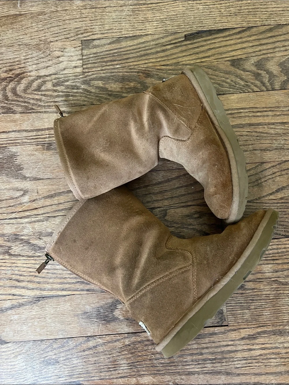 UGG Chestnut Tan Shearling-Lined Boot Interior Detail